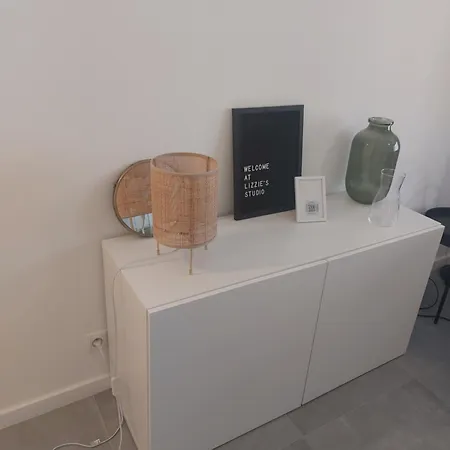 Parenthese A - - 50m De La