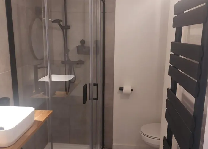 Parenthèse à - - 50m De La *